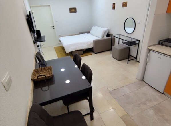 Planxa i posts de planxar, Internet i roba de llit