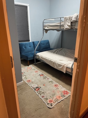 3 habitaciones, wifi gratis, ropa de cama y acceso para silla de ruedas
