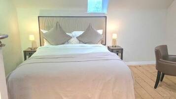 Iron/ironing board, free WiFi