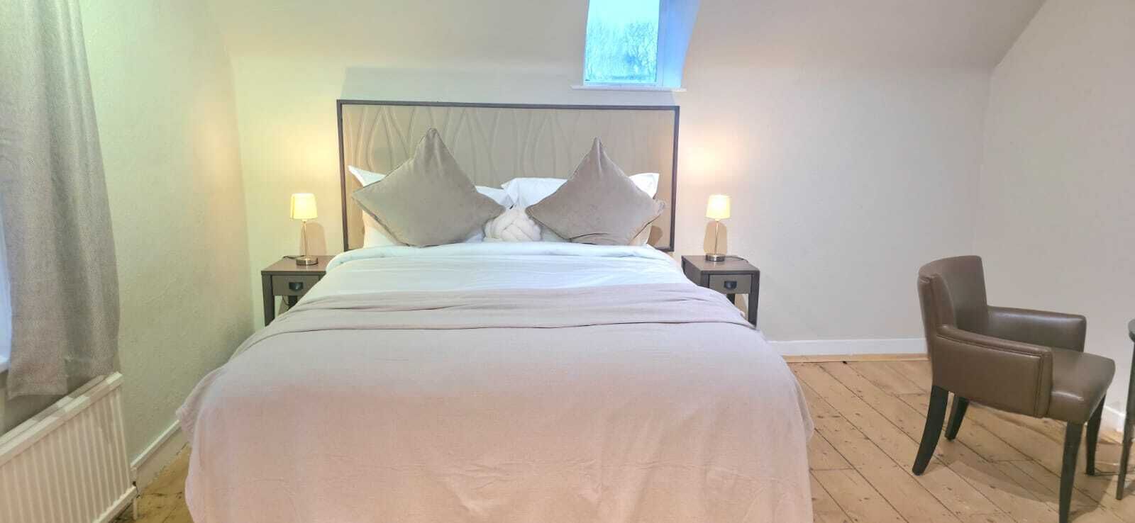 豪華雙人房 | 熨斗/熨衣板、免費無線上網