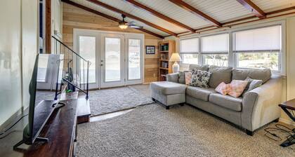 7 Mi to Neuse River! Family Home w/ Poolside Oasis