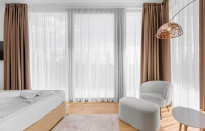 3 camere, Wi-Fi gratuito