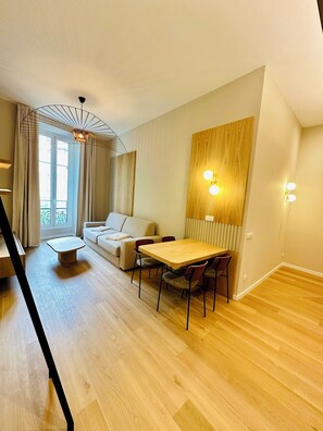 Smart TV - Architect designed apartment - Carré d'Or (Nice)