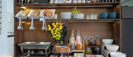 Frokostbuffé er inkludert hver dag