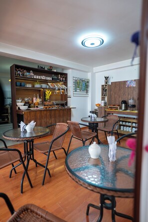 Free daily buffet breakfast - PERUMANTA HOTEL  BOUTIQUE (Cuzco)