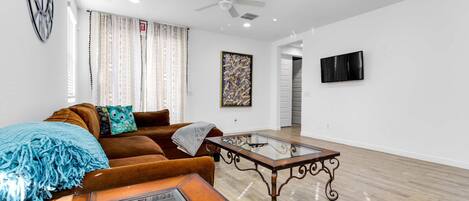 Televisio, työhuone