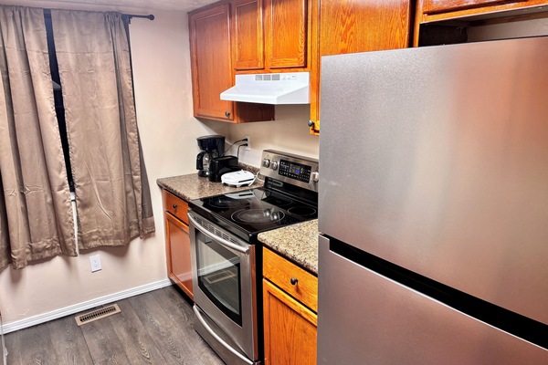 Micro-ondes, four, plaque de cuisson, lave-vaisselle