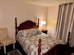 2 عدّة غرف نوم وواي فاي وملاءات أسرّة