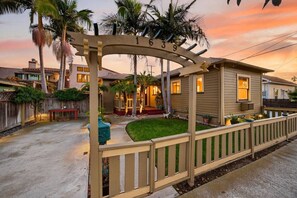 Property grounds - Casa Palmita -2BR- Cozy, Charming home. (San Diego)