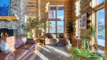 House (Multiple Bedrooms) | Interior