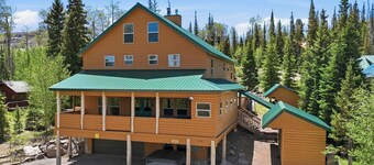 Ridgeview Retreat - Huge Cabin w/ Private Hot Tub