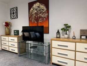 Interior - Guildford Court Apartment in Colchester (Colchester)