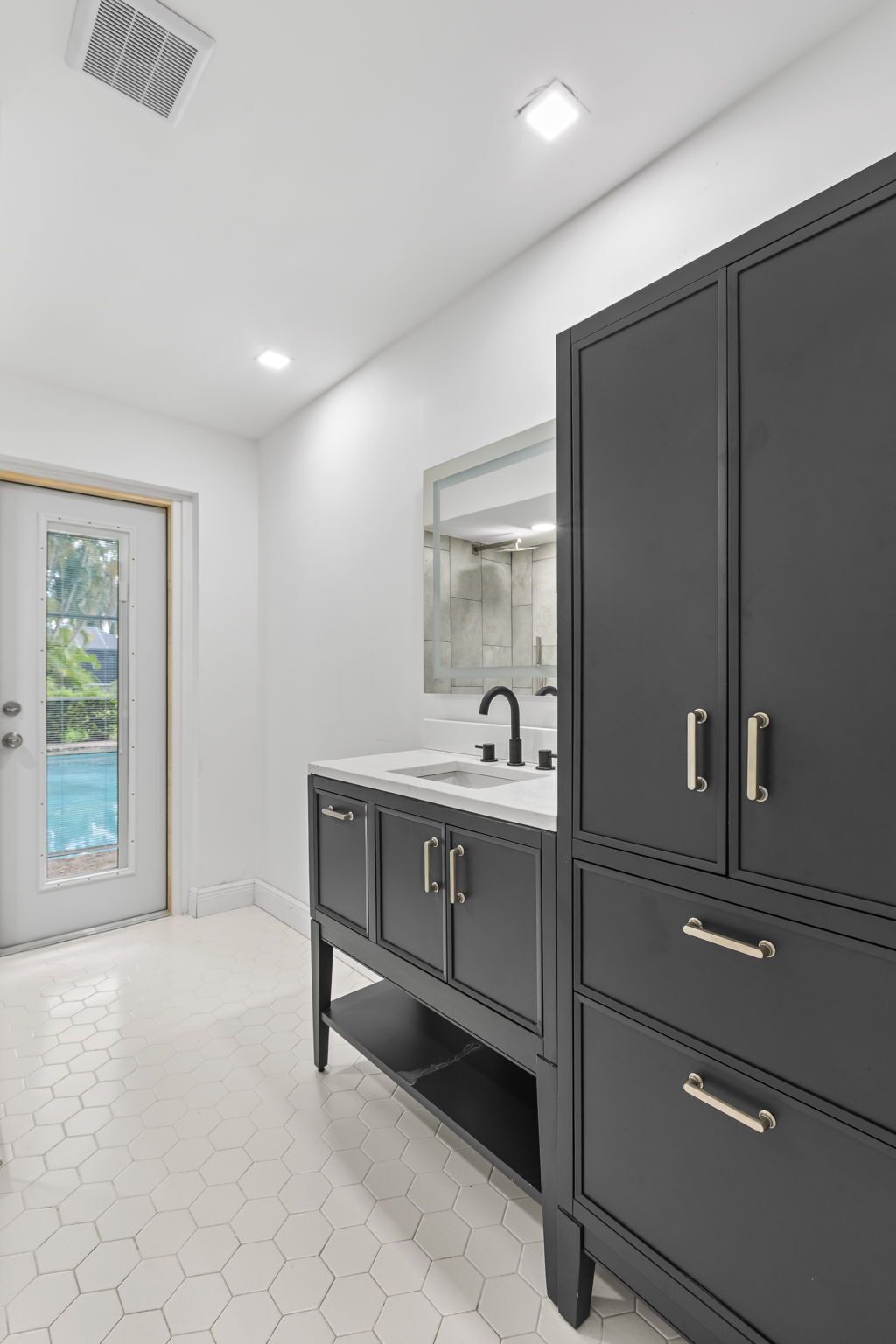 บ้านพัก | 4 ห้องนอน