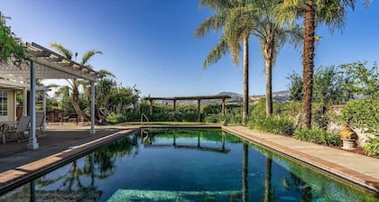 Trentadue Winery Farmstay with Pool and Wine Tastings Included