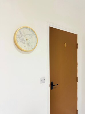 Apartment, 2 Bedrooms, Accessible, Balcony | Interior - 2 Bedroom Apartment & Balcony Jewellery Quarter (Birmingham)