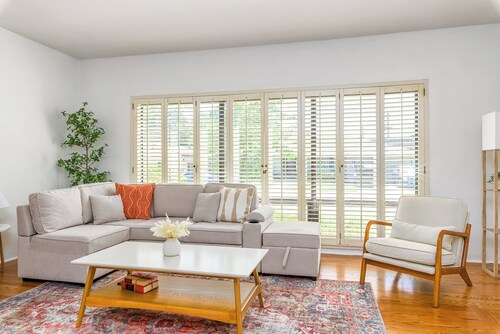 Huge 2700 S.F. East Sac Home with New Pool, Hot Tub & Games