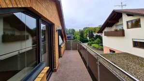 Property grounds - Cozy apartment on the ground floor (Sachsenheim)