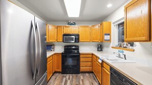 House (1 Bedroom) | Interior - Cozy Whidbey Island Home Near Langley Waterfront & Dining Tideview by Avantstay (Langley)