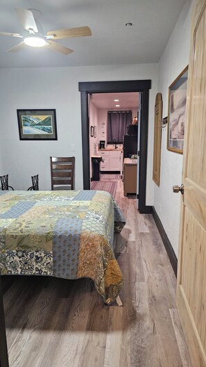 1 chambre, Wi-Fi, draps fournis
