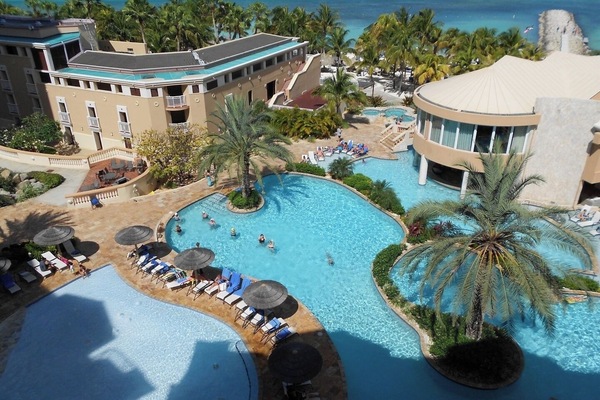 pool Divi Aruba Beach Club Resort