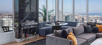 41st Floor! 2bdr w/ Luxury Amenities & Balcony Skylux Penthouse by Avantstay