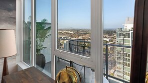 House (2 Bedrooms) | Interior - 41st Floor! 2bdr w/ Luxury Amenities & Balcony Skylux Penthouse by Avantstay (San Diego)