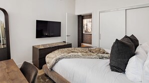 House (2 Bedrooms) | Interior - 41st Floor! 2bdr w/ Luxury Amenities & Balcony Skylux Penthouse by Avantstay (San Diego)