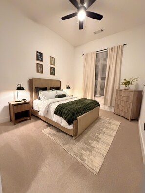 1 bedroom, iron/ironing board, free WiFi, bed sheets - Stylish 1BR Apartment in Atlanta’s Upper Westside (Atlanta)