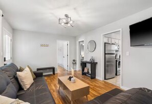 Living area - Cozy&Convenient Modern Home • Private Fenced Yard (Springfield)