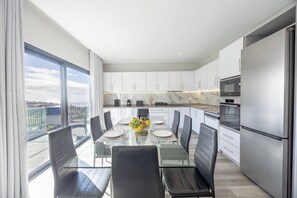Private kitchen - Paradise View's Calheta (Calheta (Madeira))