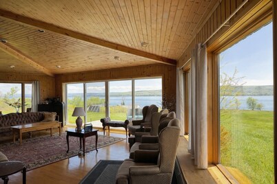 The Baddeck Inn – Scenic Stay with Panoramic Bras d’Or Lake Views