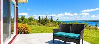 The Baddeck Inn – Scenic Stay with Panoramic Bras d’Or Lake Views