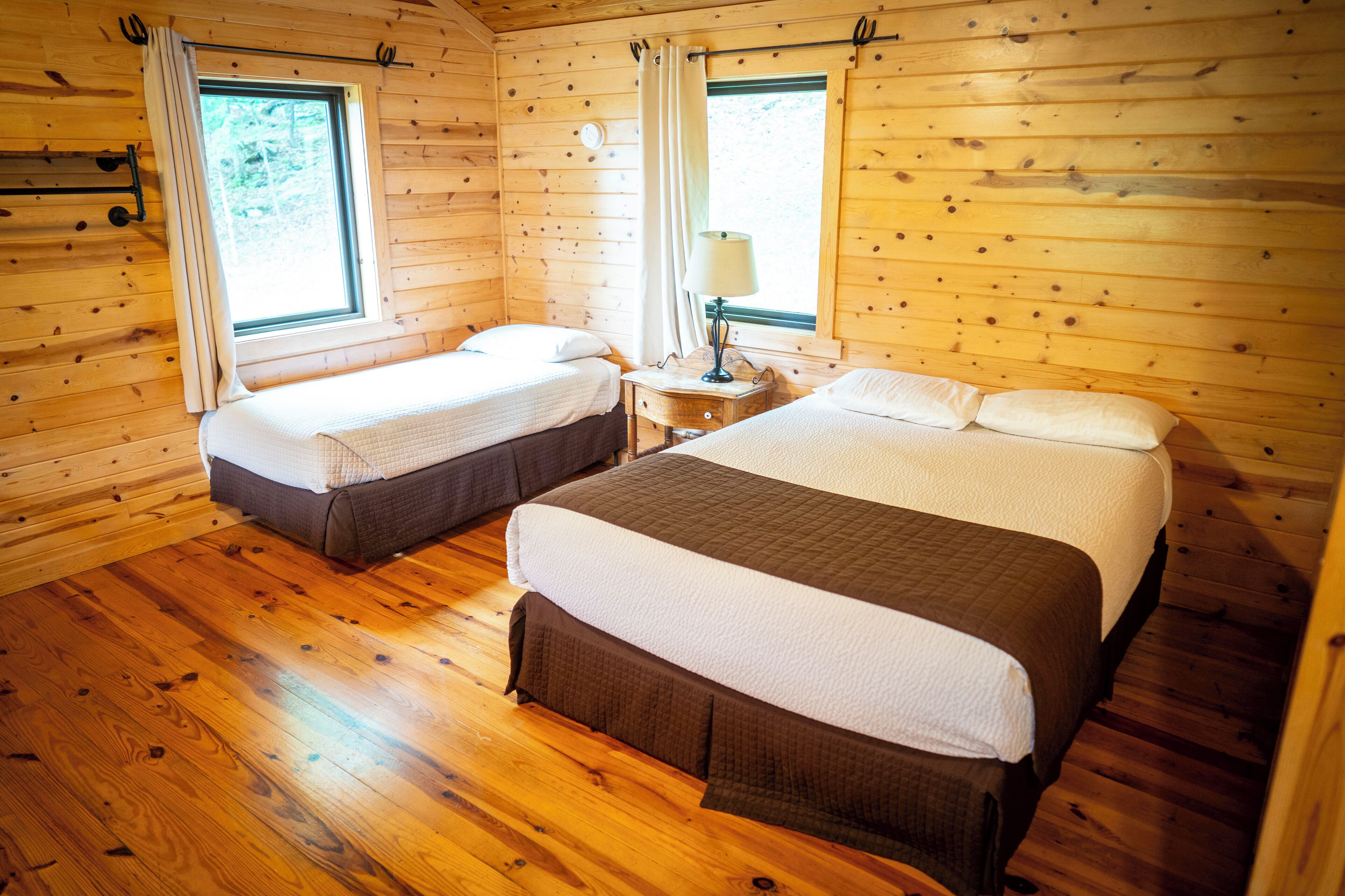 1 slaapkamer, een strijkplank/strijkijzer, wifi, beddengoed