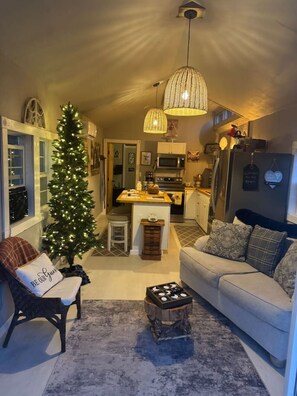 TV, fireplace - Sleepy Valley Cabin | Hot Tub & Scenic Views (Madisonville)