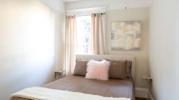 1 bedroom, iron/ironing board, free WiFi, bed sheets