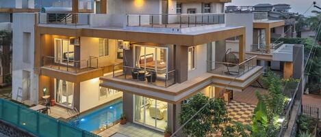 Fachada de la propiedad