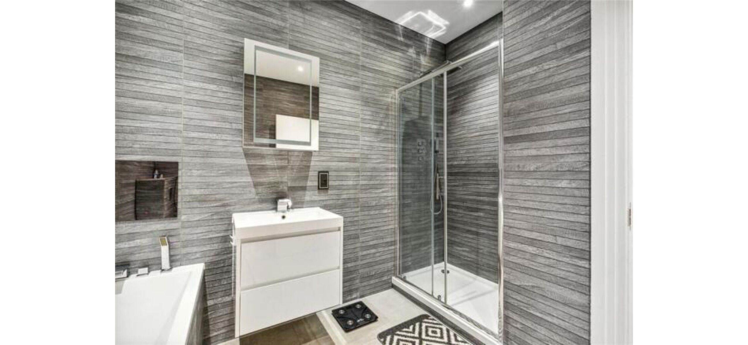 風筒、提供毛巾、番梘、廁紙