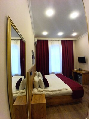 Coffres-forts dans les chambres, bureau