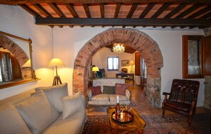 TV - Stunning home in Massa Marittima (Massa Marittima)