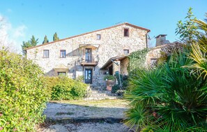 Exterior - Stunning home in Massa Marittima (Massa Marittima)