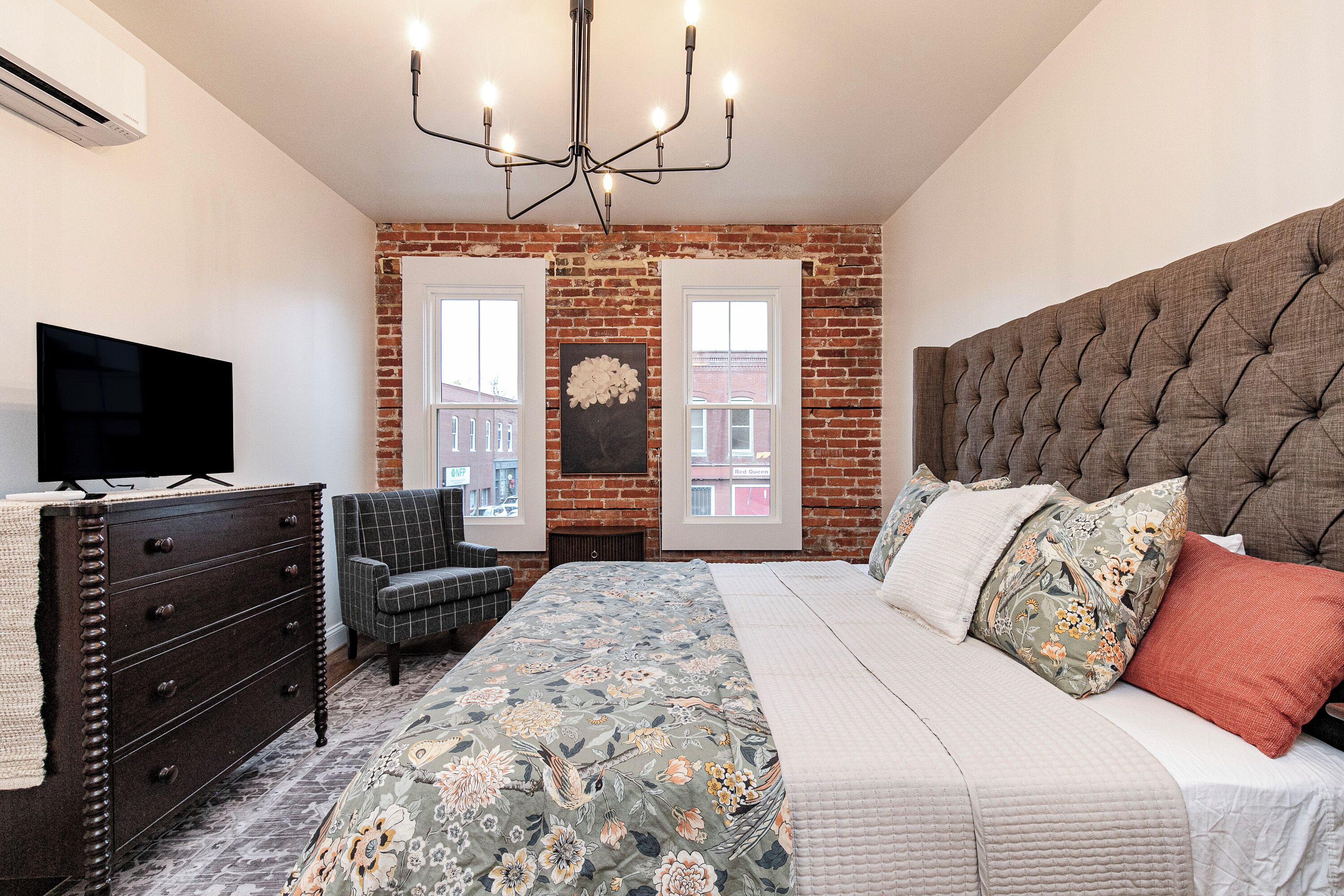 Fer et planche à repasser, Wi-Fi, draps fournis