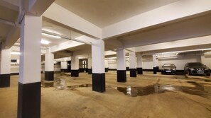 Property grounds - Clean Modern 1BR near TRM Mall off Thika Road
Perfect for long and Short stays. (Nairobi)