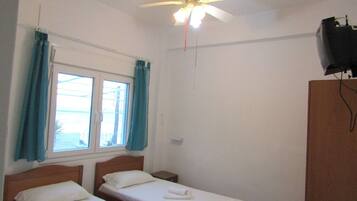 Standard-Dreibettzimmer, Terrasse, Meerblick