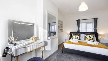 3 Schlafzimmer, Bügeleisen/Bügelbrett, kostenloses WLAN, Bettwäsche