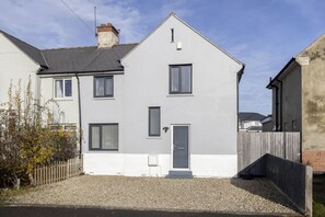 Exterior - Fantastic 3 Bedroom Home in Gloucester City (Gloucetser)