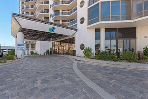 Exterior - Studio@Surfside! Perfect for a couple's get away! (Miramar Beach)
