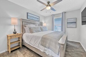 Iron/ironing board, free WiFi, bed sheets - 3 bed/ 3 ba~Complimentary tram to beach! 2 Pools! (Santa Rosa Beach)