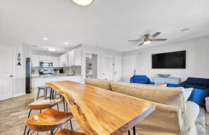 Interior - 3 bed/ 3 ba~Complimentary tram to beach! 2 Pools! (Santa Rosa Beach)