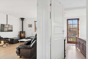 Flachbildfernseher, Kamin