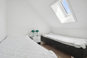 3 bedrooms, free WiFi - Apartment with views close to the sea in Allinge (Allinge-Sandvig)
